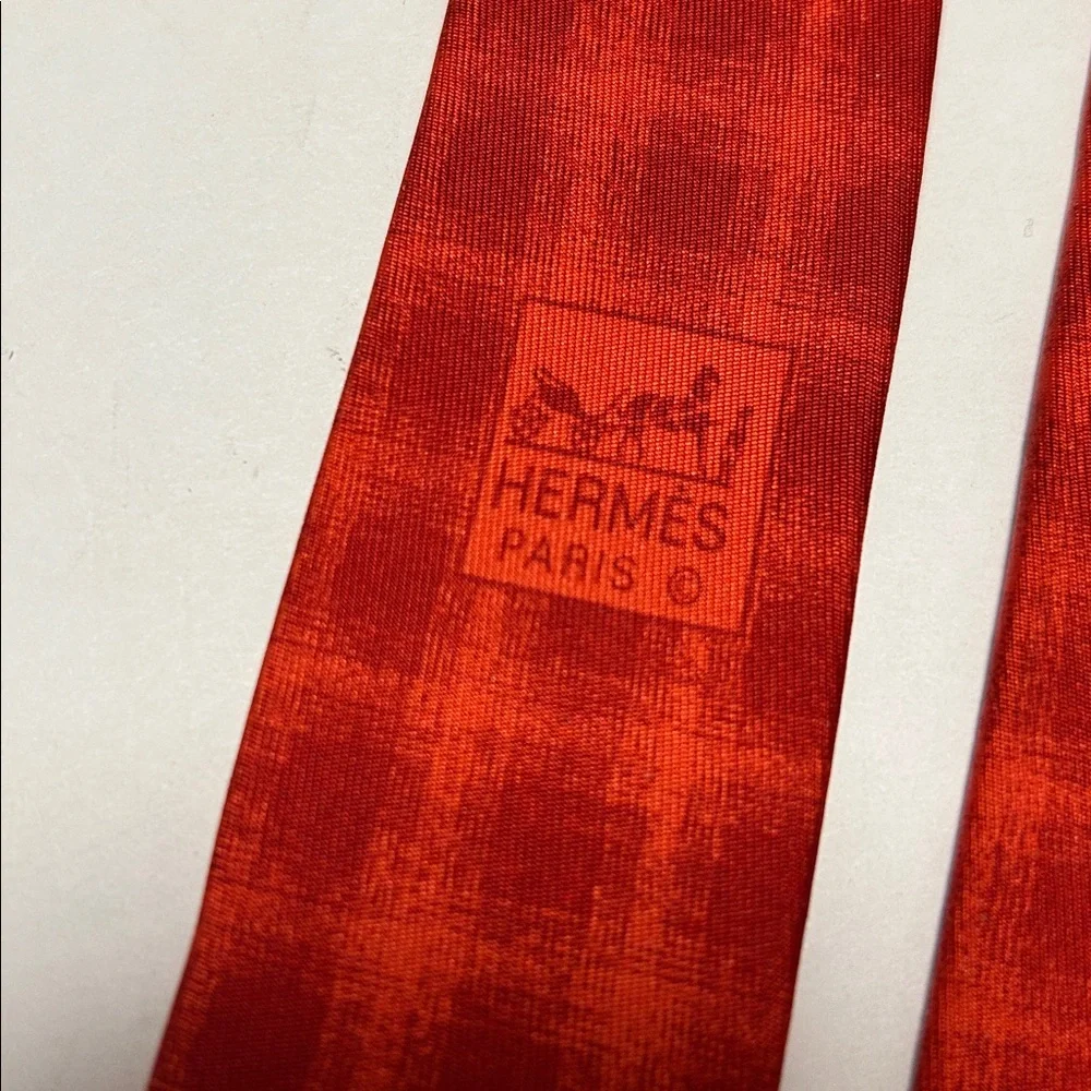 Hermes  Red Patterned Silk Tie
